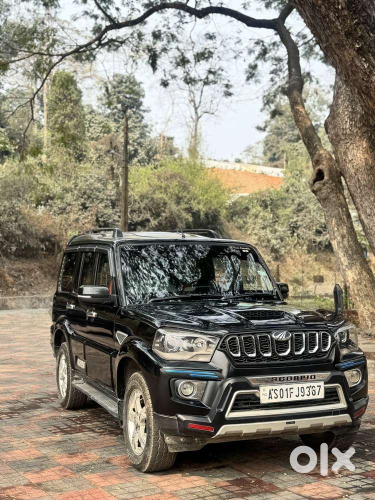 Mahindra Scorpio S10, 2015, Diesel