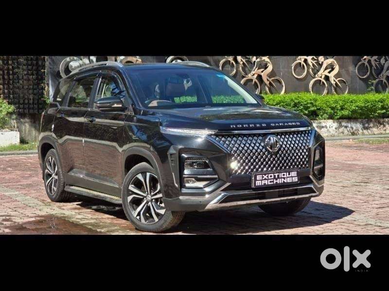 Mg Hector Plus Sharp Pro Blackstorm 1.5 Turbo Petrol Cvt 7 Str, 2024..