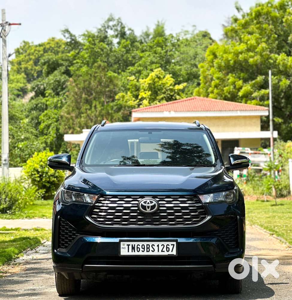 Toyota Innova Hycross 2.0 Gx 8 Str, 2023, Petrol