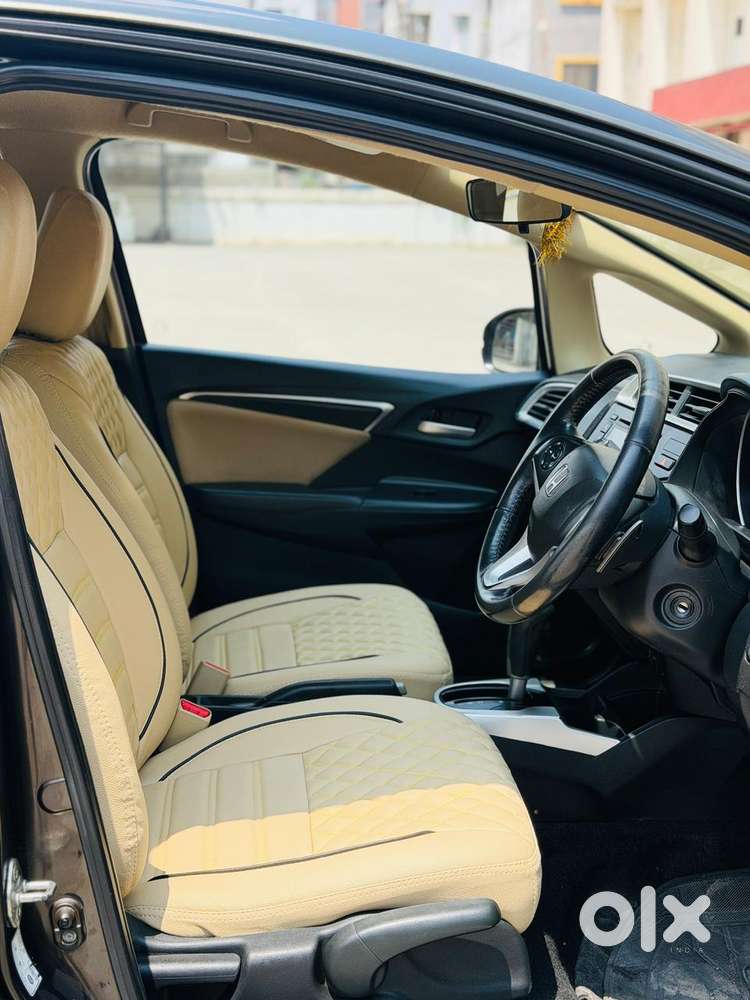 Honda Jazz V Automatic, 2017, Petrol