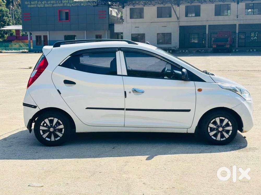 Hyundai Eon Era +, 2017, Petrol