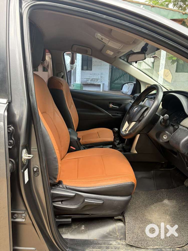 Toyota Innova Crysta 2.4 G Mt 7 Str, 2018, Diesel