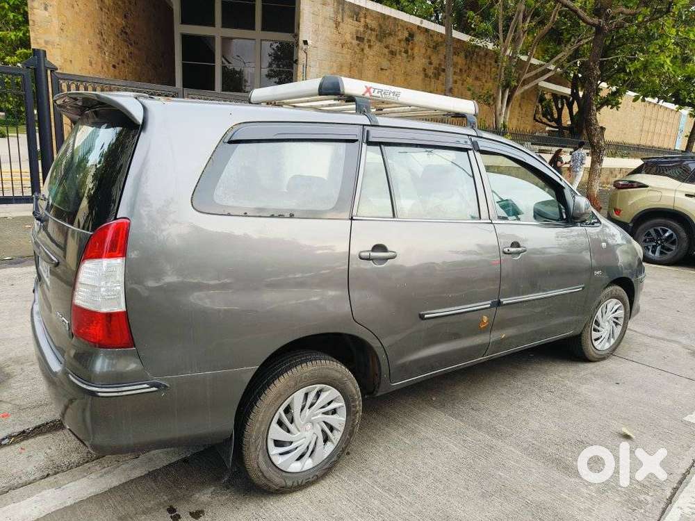 Toyota Innova 2.5 G (diesel) 8 Seater, 2010, Diesel
