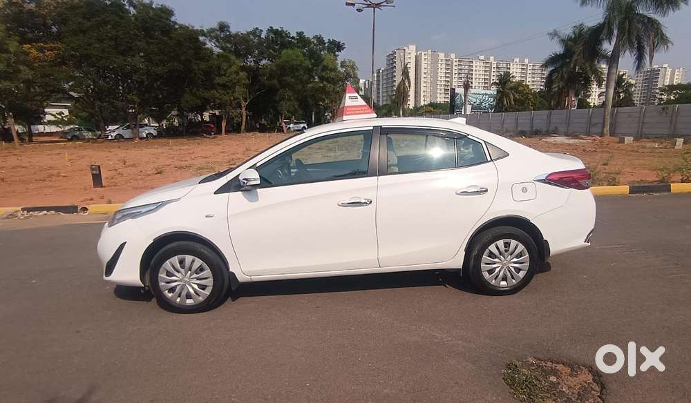 Toyota Yaris J, 2021, Petrol