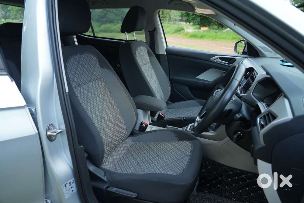 Volkswagen Taigun 1.0 Tsi Highline At, 2022, Petrol