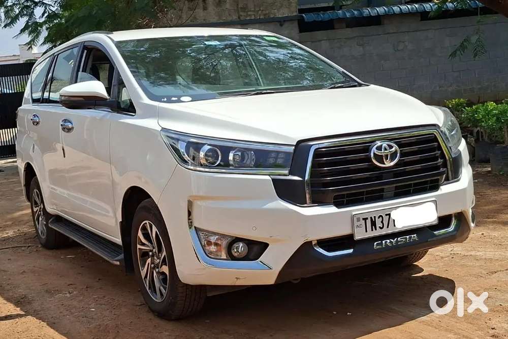 Toyota Innova Crysta 2024 Diesel 10000 Km Driven