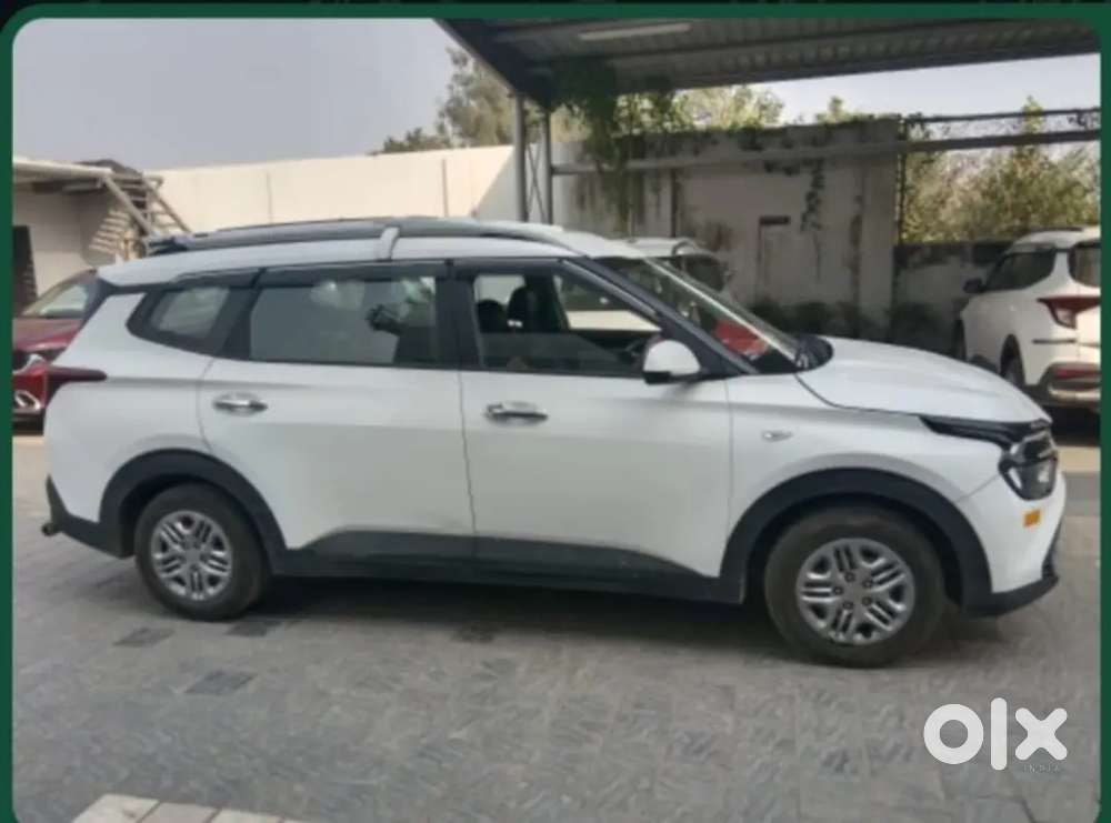 Kia Carens Premium 7 2024