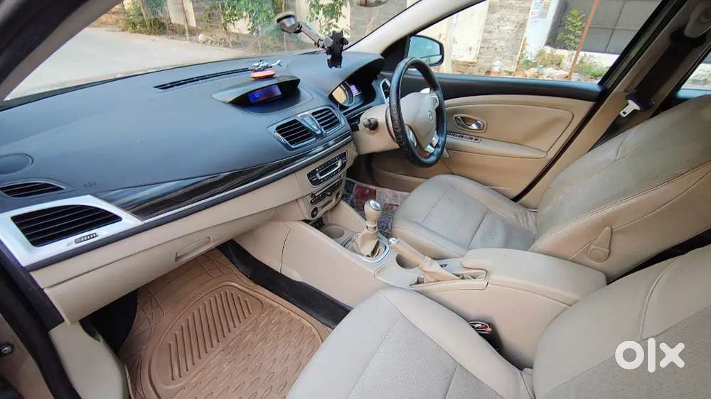 Renault Fluence 2012 Diesel 64000 Km Driven, Showroom Service History