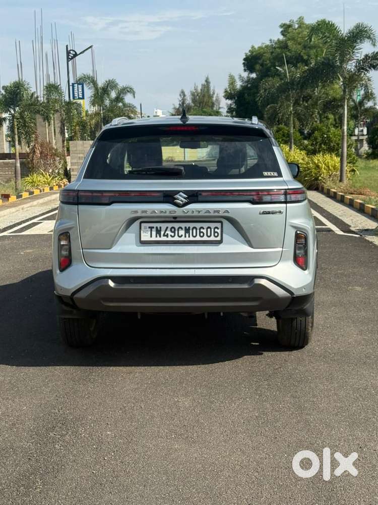 Maruti Suzuki Grand Vitara 1.5 Alpha Plus Dual Tone Intelligent Hybr..