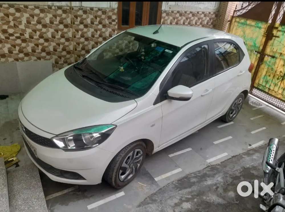 Tata Tiago 2017 Petrol 66500 Km Driven