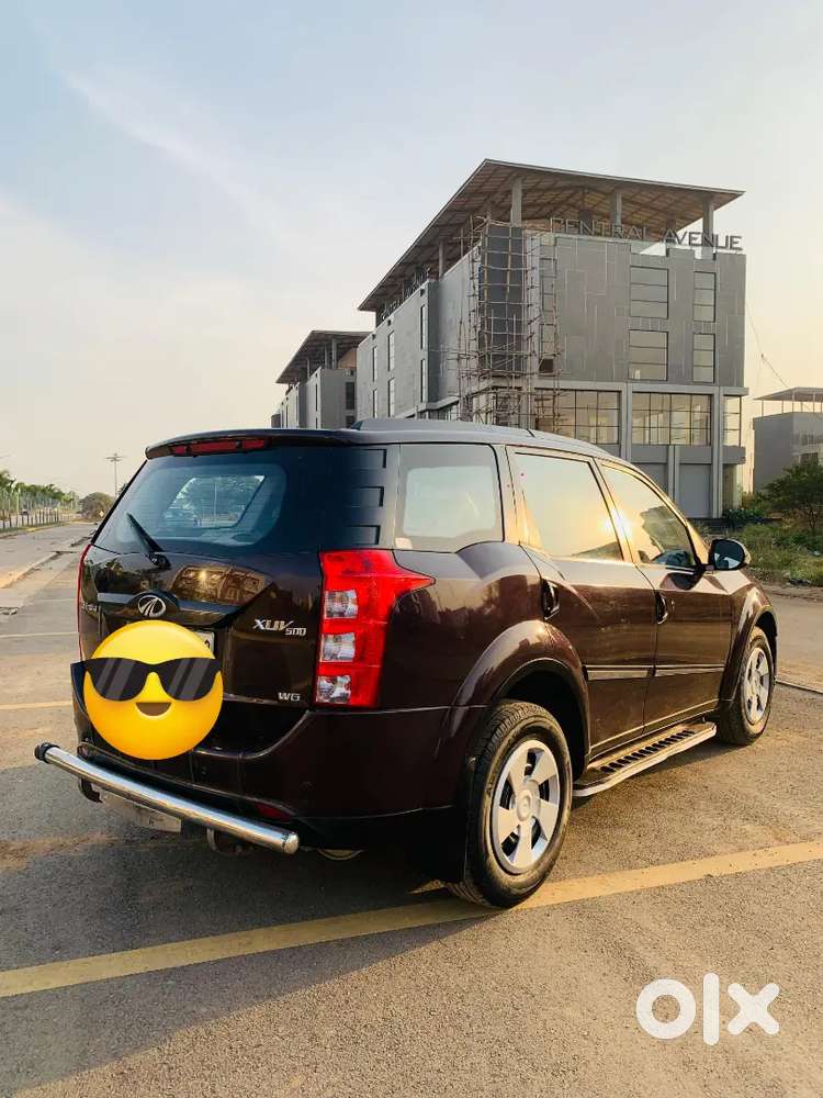 Mahindra Xuv500 2017 Diesel 80000 Km Driven