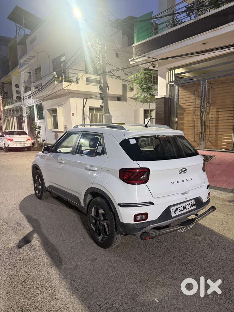 Hyundai Venue 1.2 S Plus, 2021, Petrol