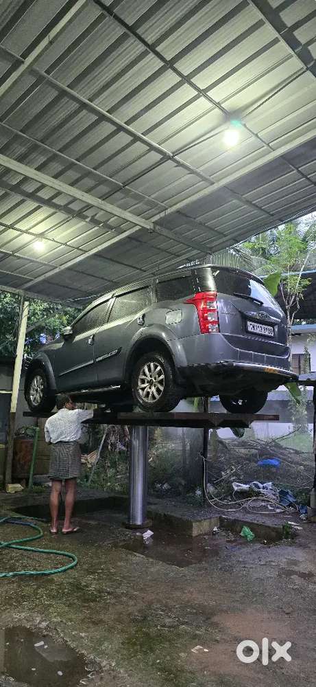 Mahindra Xuv500 2015 Diesel Well Maintained
