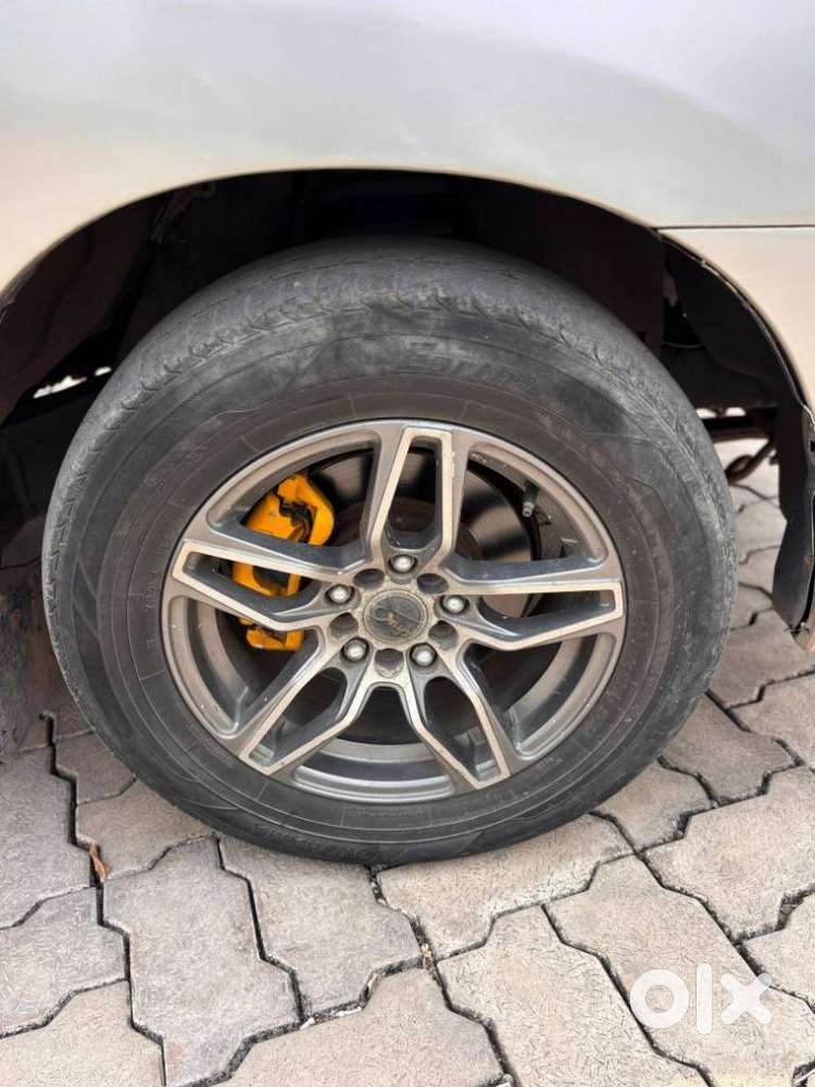 Toyota Innova 2.5 G (diesel) 8 Seater, 2013, Diesel