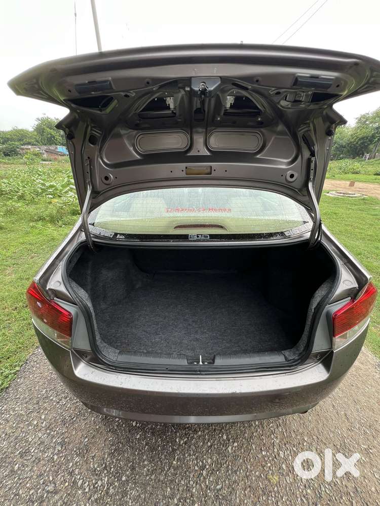 Honda City 1.5 E Mt, 2011, Petrol