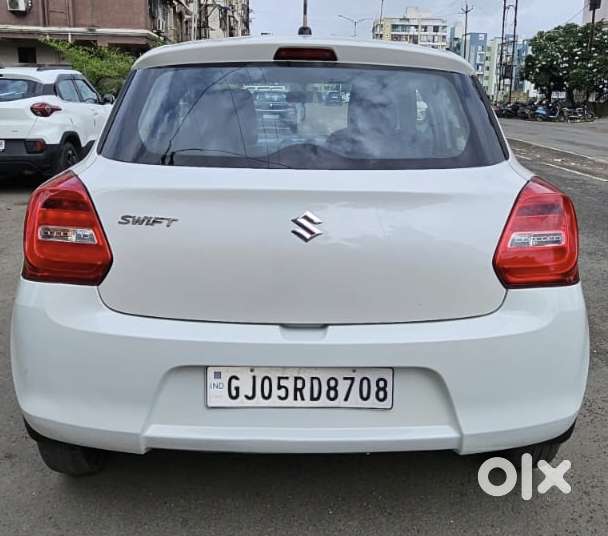 Maruti Suzuki Swift Vxi + Manual, 2018, Petrol