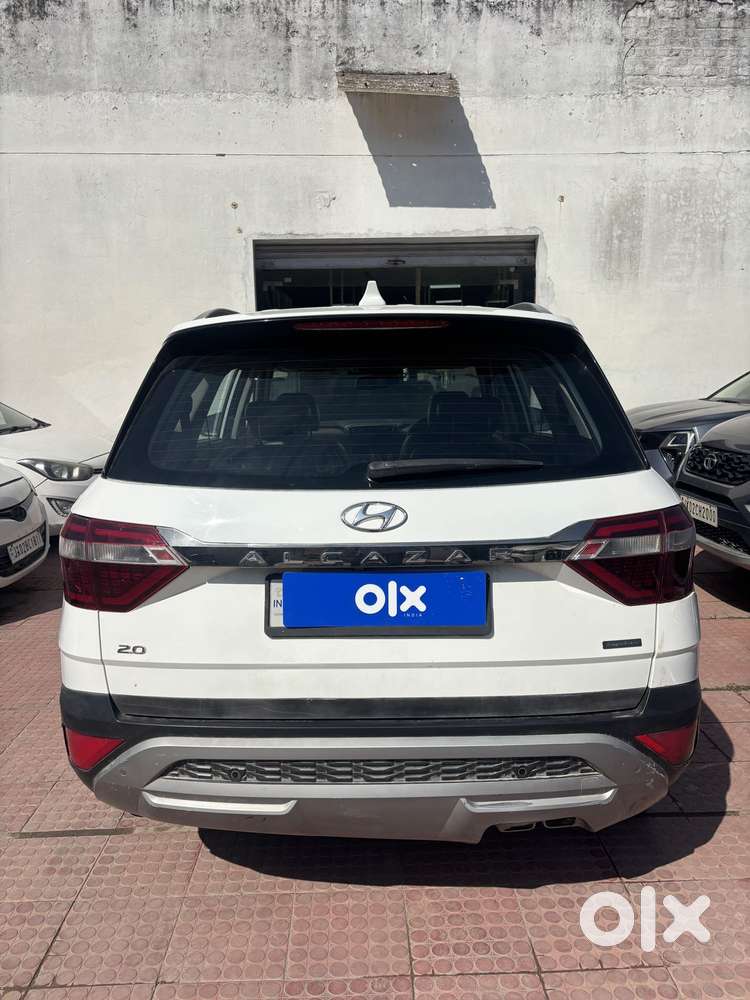 Hyundai Alcazar 2.0 Signature (o) Petrol At 6 Str, 2021, Petrol