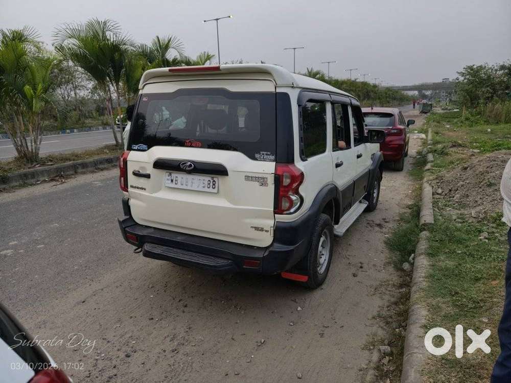 Mahindra Scorpio S4 9 Seater, 2019, Diesel