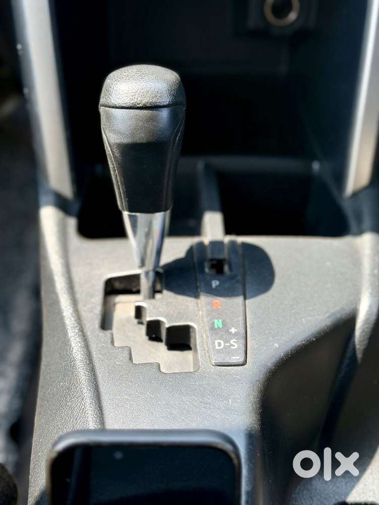 Toyota Innova Crysta 2.7 Gx At 8s, 2017, Diesel