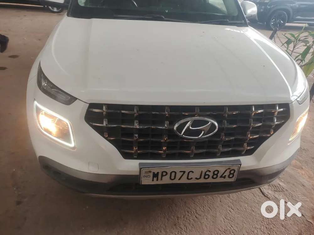 9 Lakh Me Venue Sx Diesel Car Sell, Govindpuri, City Center, Gwalior