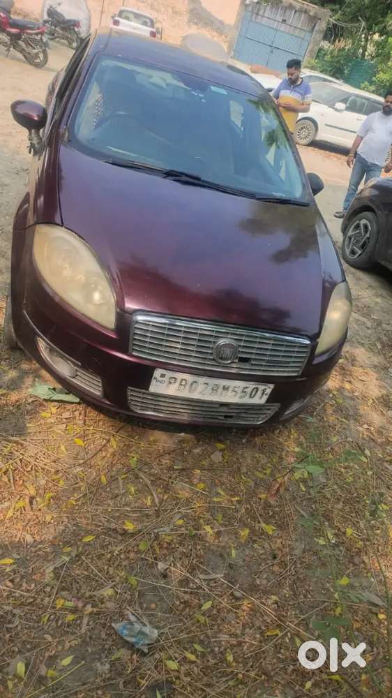 Fiat Linea 2011 Diesel 80000 Km Driven