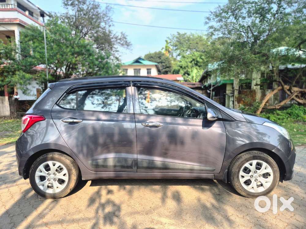 Hyundai Grand I10 2013-2016 At Sportz, 2015, Petrol