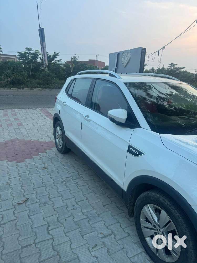 Škoda Car For Sale  Excellent Condition  Well Maintained