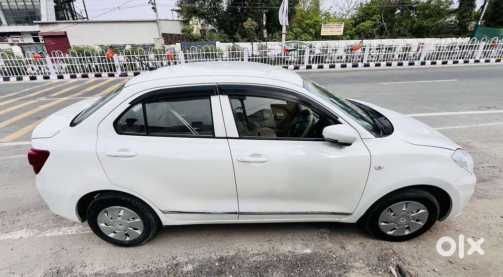 Maruti Suzuki Swift Dzire 1.2 Lxi (o), 2022, Petrol