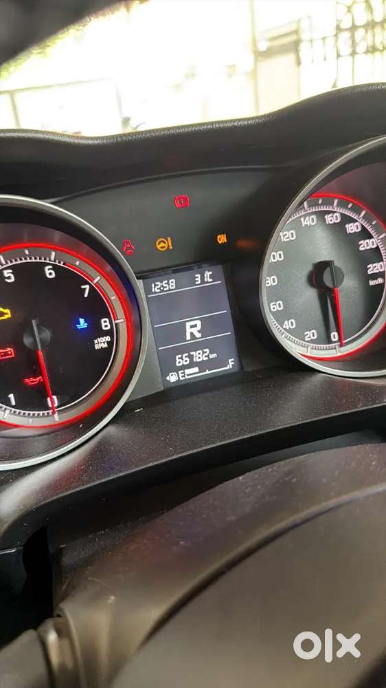 Maruti Suzuki Swift 2022 Petrol 66000 Km Driven