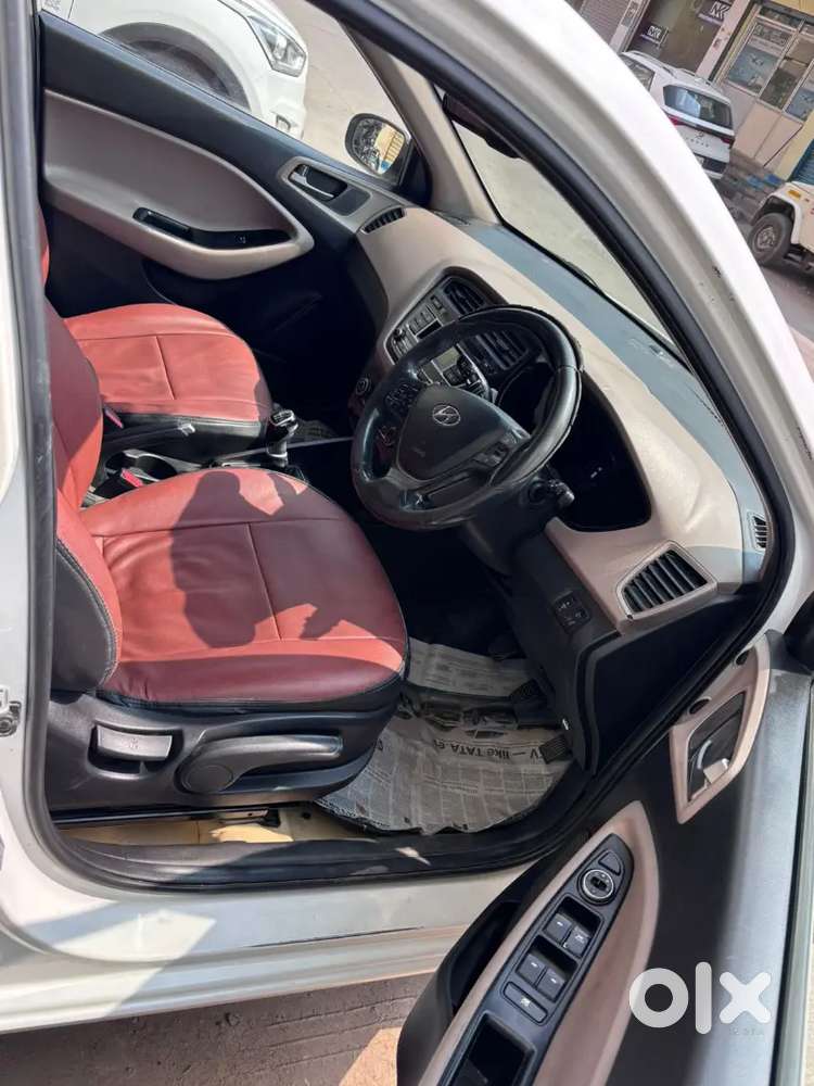 Hyundai Elite I20 2014 Diesel 132000 Km Driven