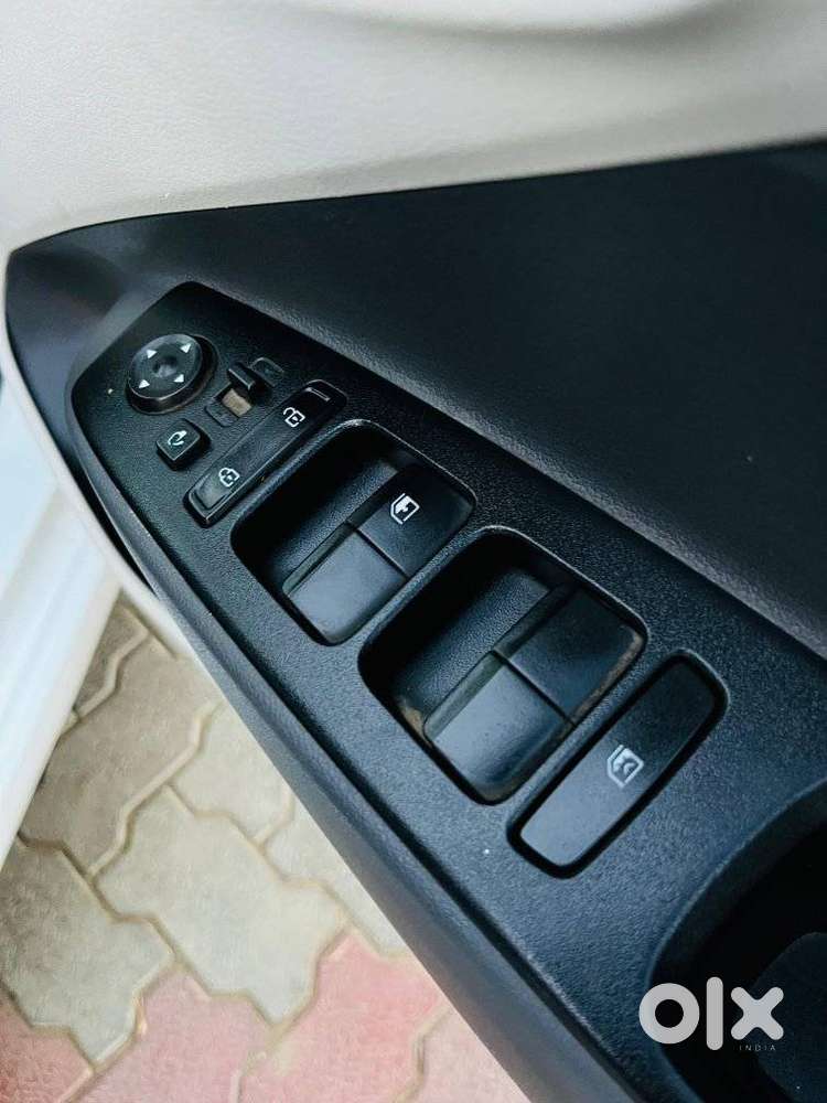 Hyundai Aura Sx Manual, 2020, Petrol