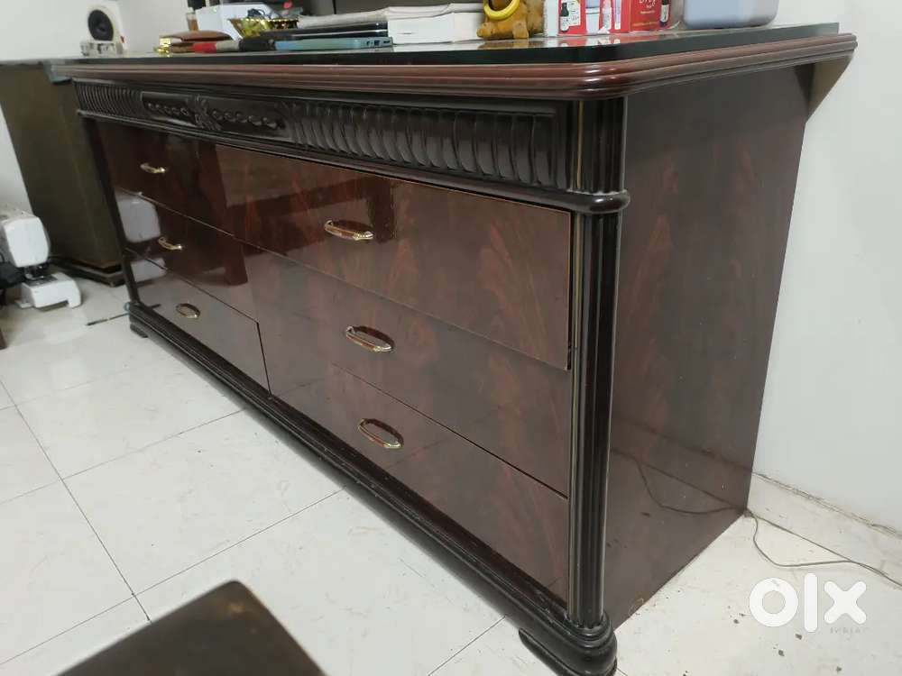 Console table