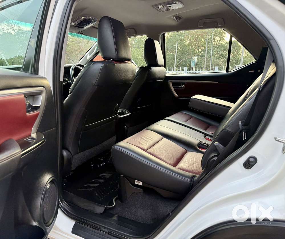 Toyota Fortuner Legender 4x2 At 2.8, 2023, Diesel