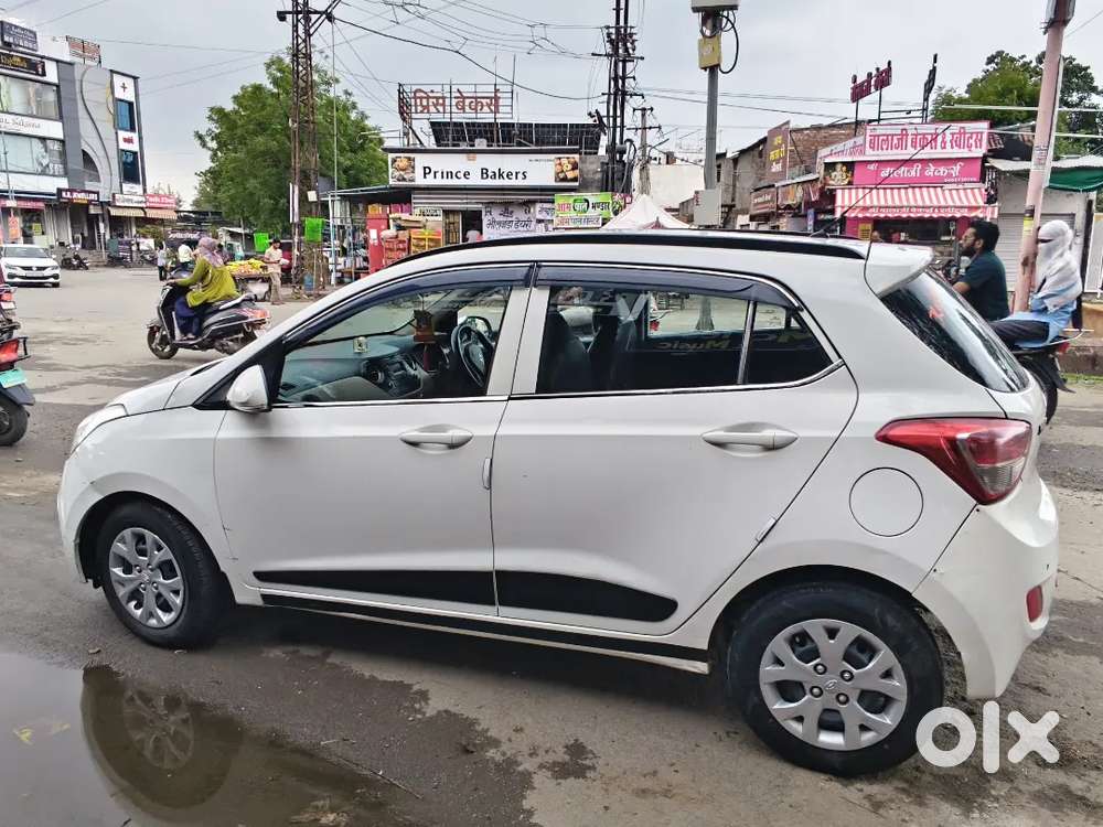 Hyundai Grand I10 Sportz 2016