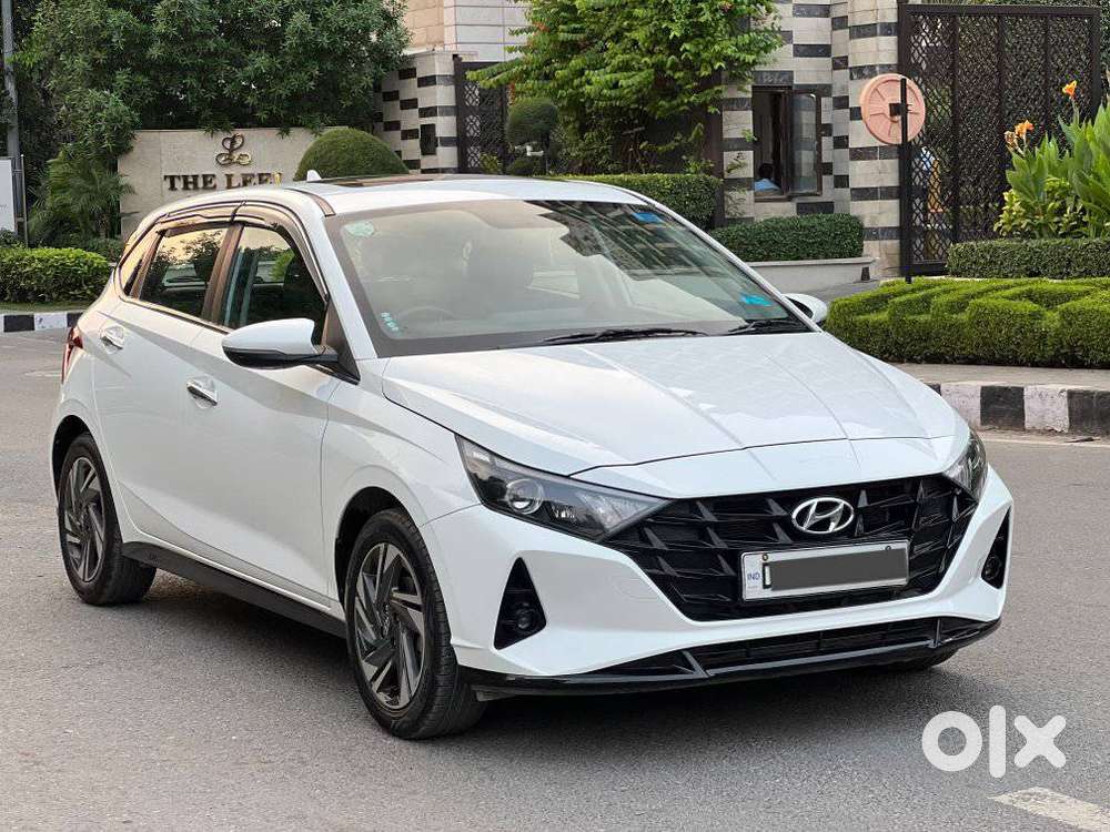 Hyundai I20 Asta (o) 1.2 Ivt, 2022, Petrol