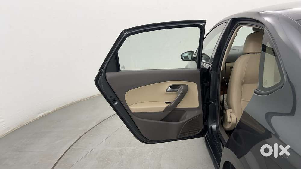 Volkswagen Vento 2013-2015 1.2 Tsi Highline At, 2016, Petrol