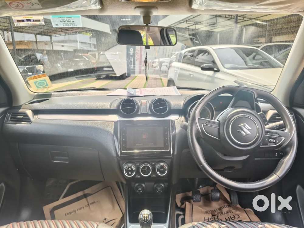 Maruti Suzuki Swift 1.3 Zxi, 2023, Petrol