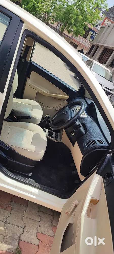 Tata Indica Vista Safire Gls 2012