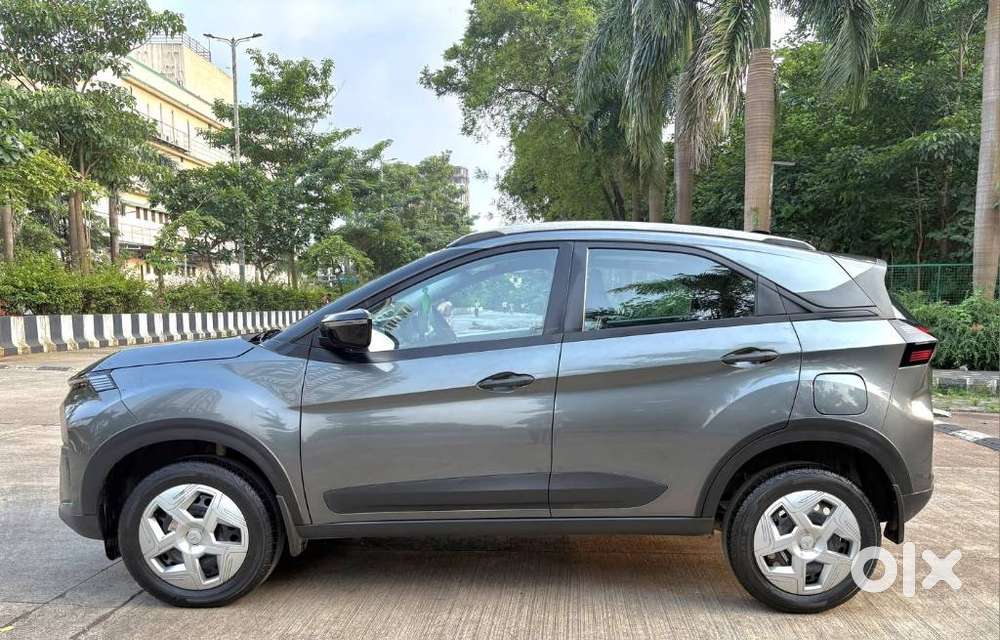 Tata Nexon Pure 1.2 S Revotron Petrol 6 Mt, 2023, Petrol