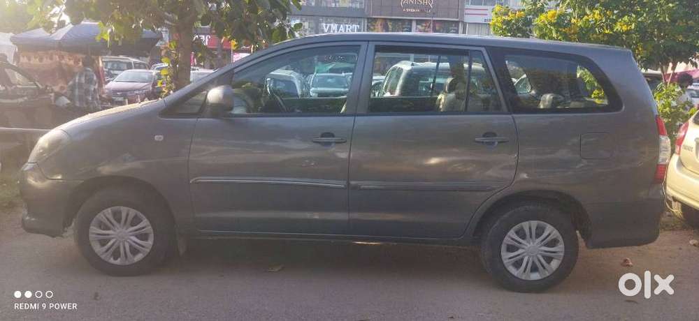 Toyota Innova 2004-2011 2.5 Gx (diesel) 7 Seater Bs Iv, 2010, Diesel
