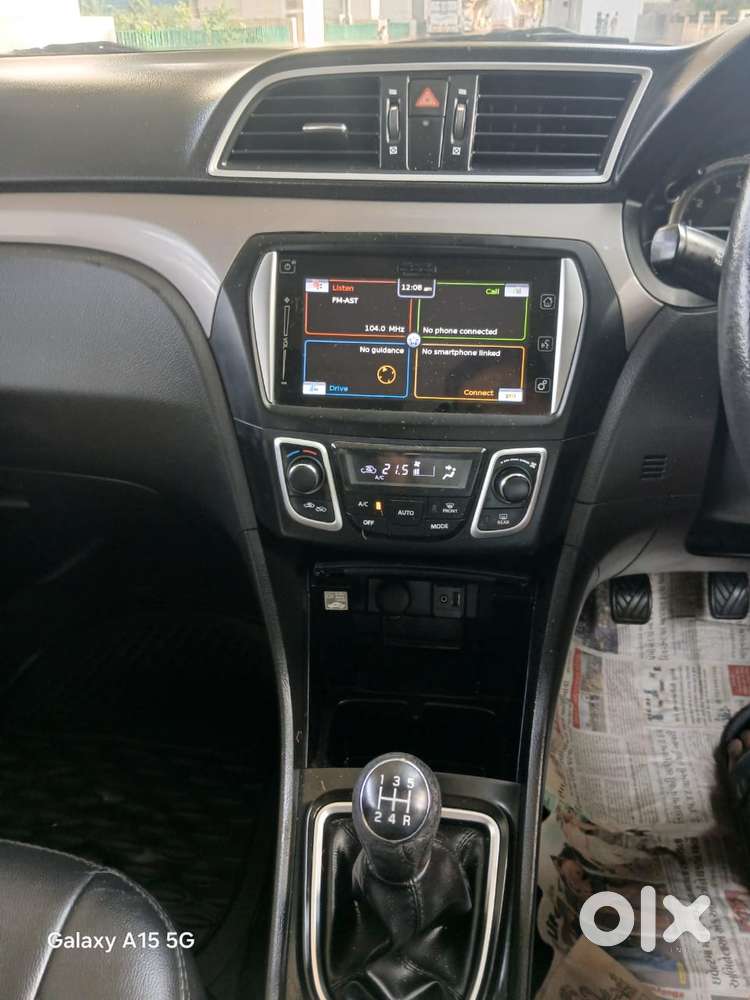 Maruti Suzuki Ciaz Alpha 1.5, 2016, Petrol