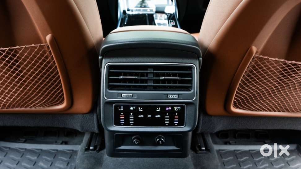 Audi Q8 3.0 Celebration Edition, 2022, Petrol