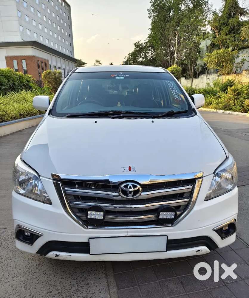 Toyota Innova Diesel 2011 Year