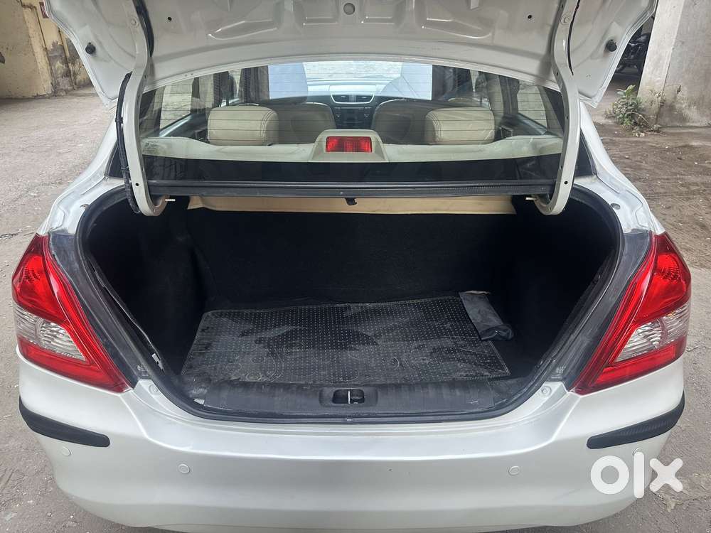 Maruti Suzuki Swift Dzire Zdi Bsiv, 2015, Diesel