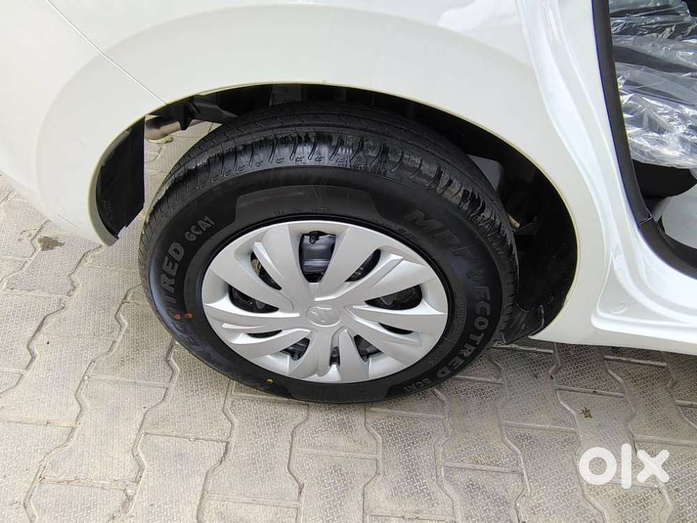 Maruti Suzuki Swift 1.2 Vxi (o), 2026, Petrol