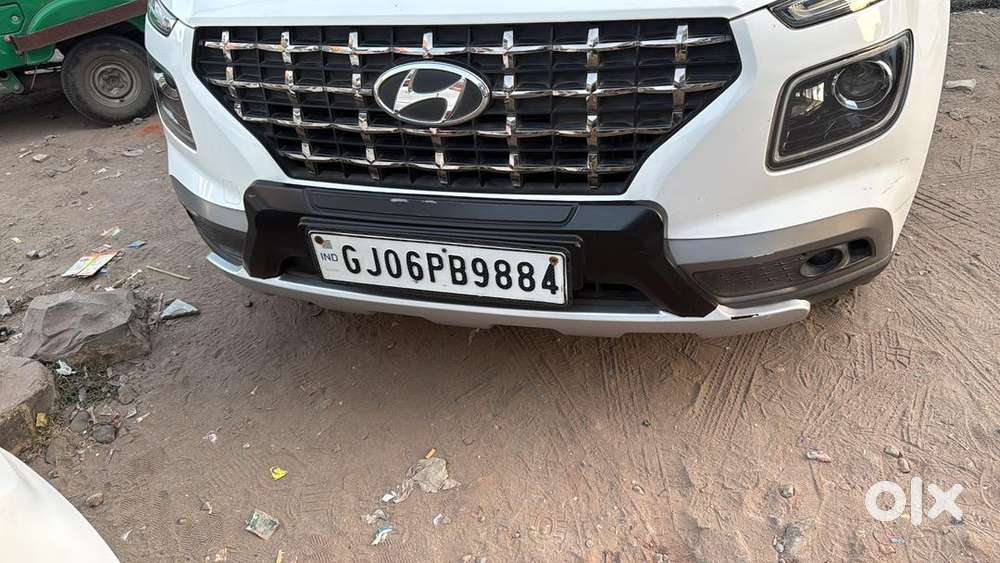 Hyundai Venue 2019 Diesel Well Maintained
