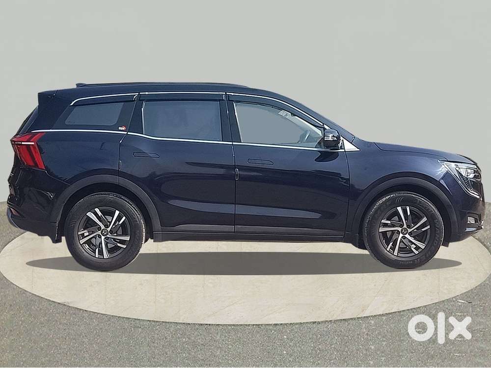 Mahindra Xuv700 2.0 Ax 5 Petrol At Str, 2022, Petrol
