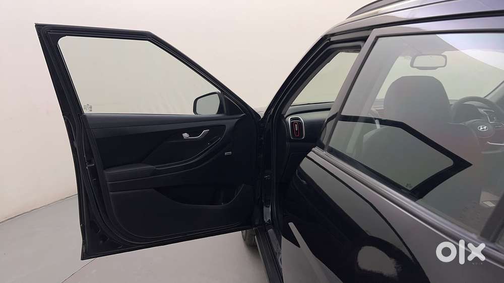 Hyundai Creta Sx (o) 1.5 Petrol Cvt Knight, 2023, Petrol