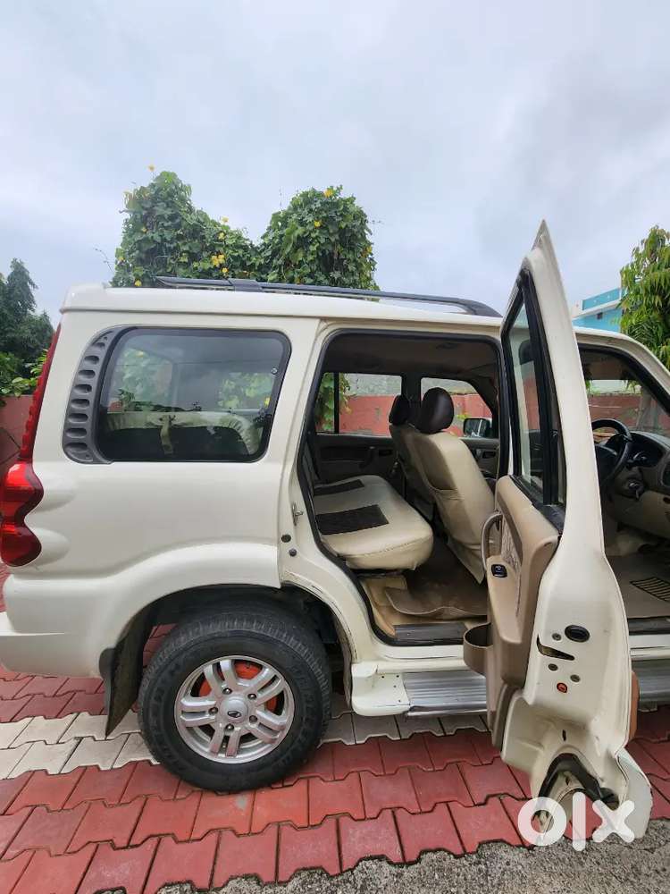 Mahindra Scorpio Sle 2013 Diesel Manual