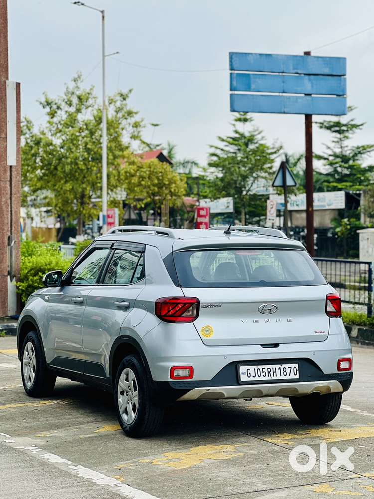 Hyundai Venue S Turbo, 2019, Petrol